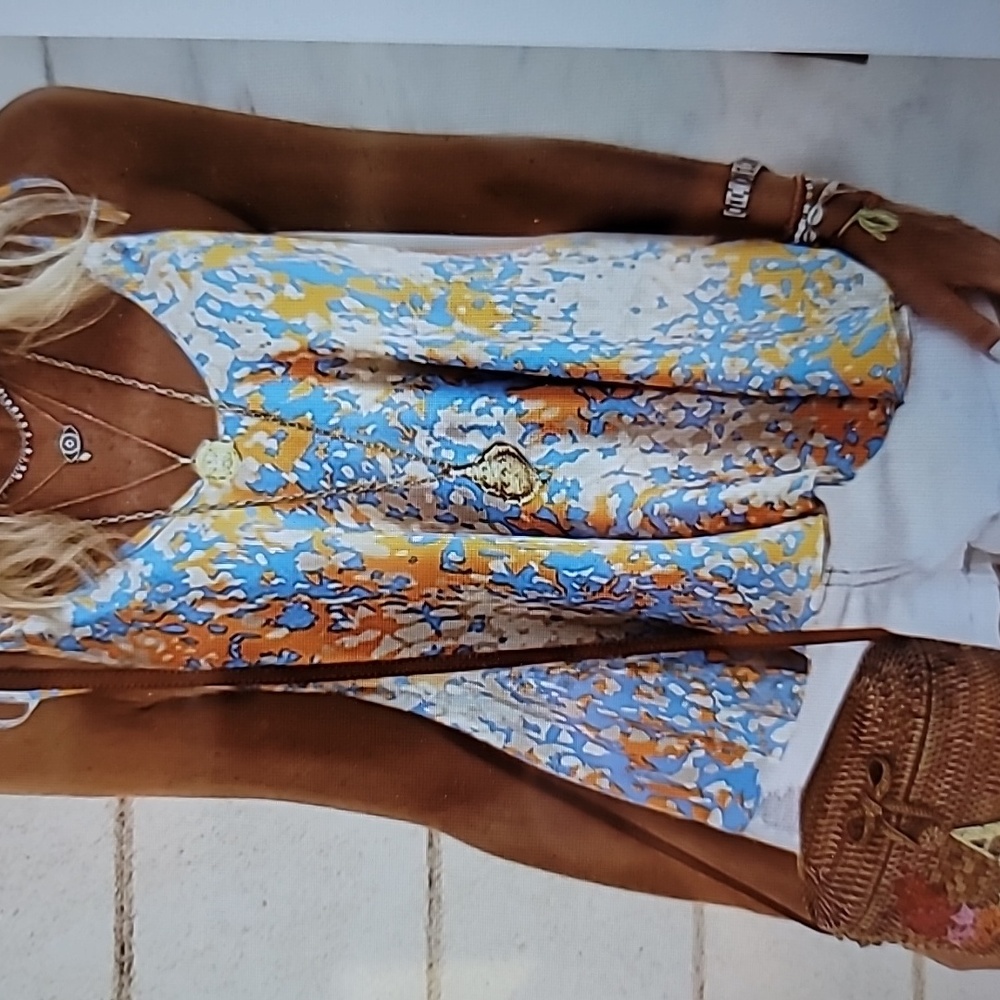 #72 V Neck Cami
